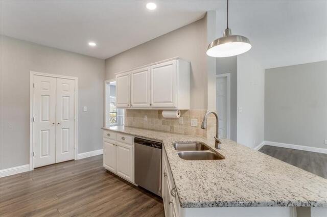908 Dallas, Lane Lewisville, TX photo 14