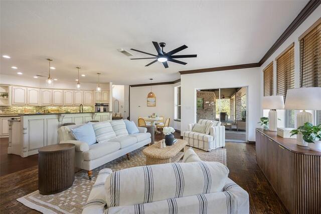 6413 Shoreline Drive, Little Elm, TX photo 12