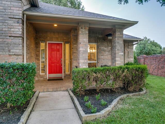 2600 Stanford Drive, Flower Mound, TX photo 2