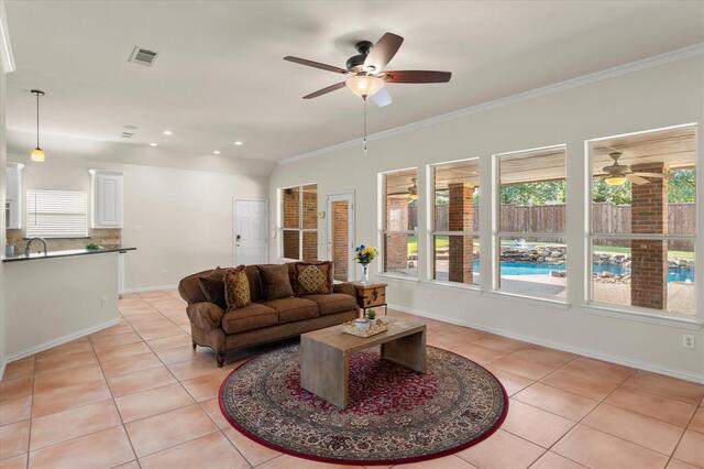 2508 Russwood Drive, Flower Mound, TX photo 9