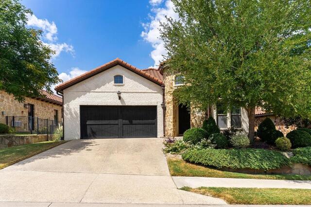 2909 Siena, Drive Denton, TX photo 2