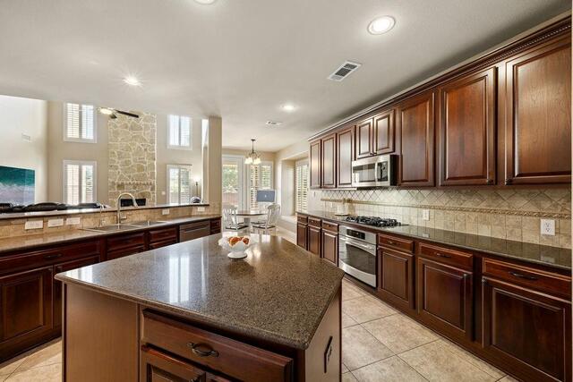 4823 Linda, Lane Frisco, TX photo 10
