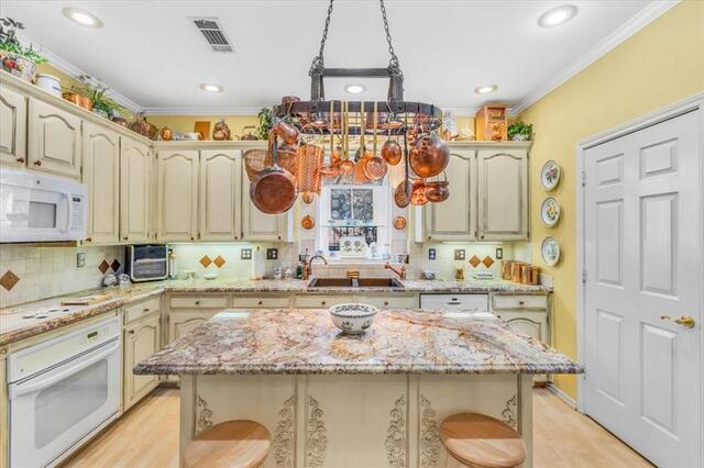 1324 Black Oak, Drive Carrollton, TX photo 6