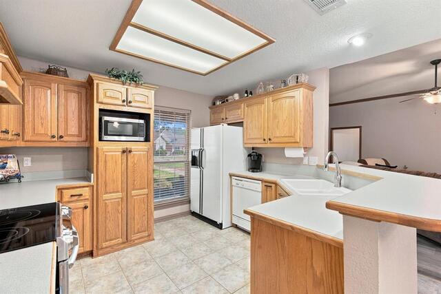 3713 Pheasant, Hollow Denton, TX photo 15