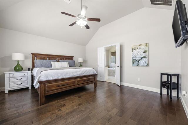 9901 Trinity Drive, Little Elm, TX photo 18