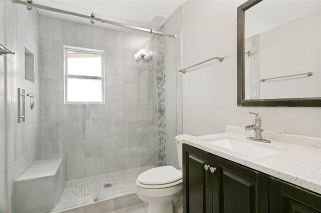 2124 Brentwood, Lane Carrollton, TX photo 17