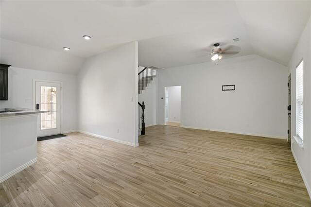 2124 Brentwood, Lane Carrollton, TX photo 5