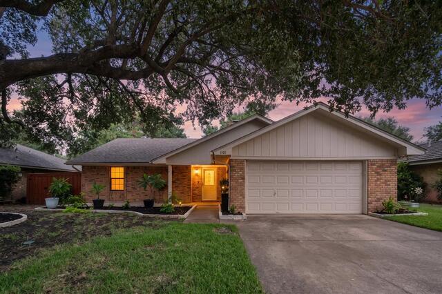 1101 De Pauw Drive, Arlington, TX image