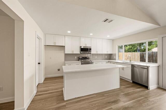 1003 Summit, Circle Carrollton, TX photo 7