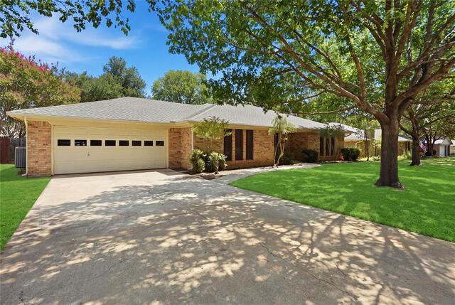 314 Brookside Drive, Grapevine, TX image