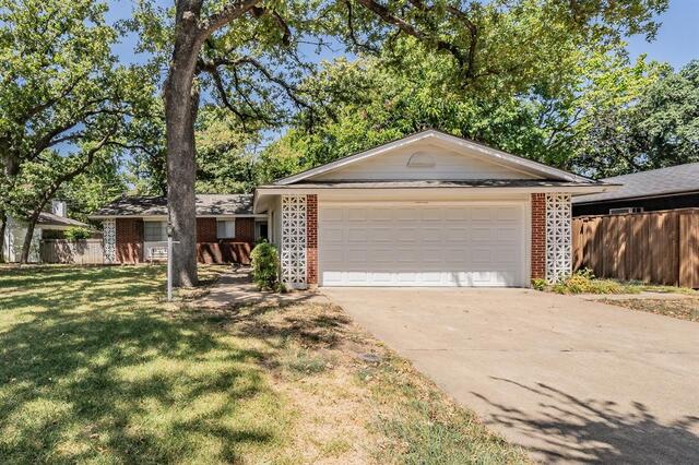602 Buffalo Drive, Arlington, TX image