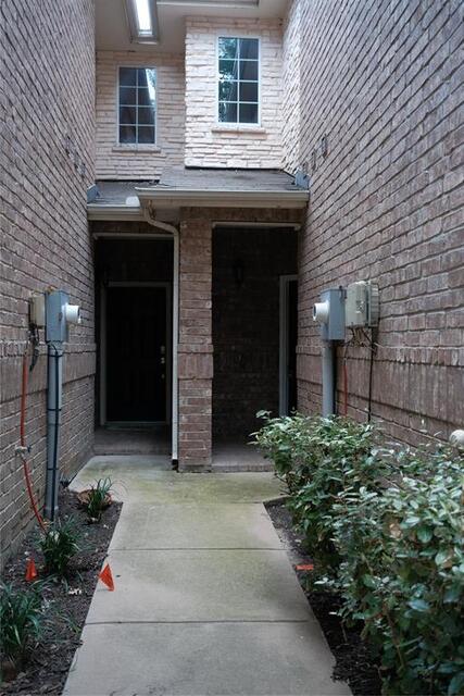 244 Turnberry, Lane Lewisville, TX photo 3