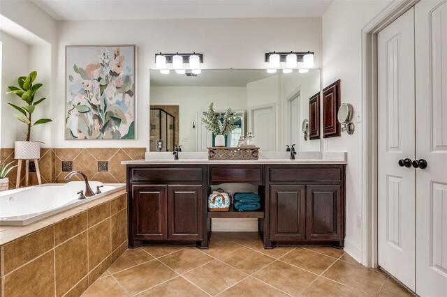 400 S Hampton, Court Lewisville, TX photo 14