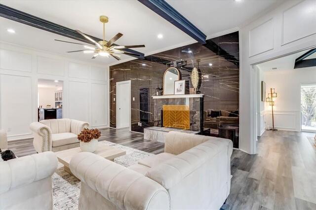 2100 Antibes, Drive Carrollton, TX photo 4