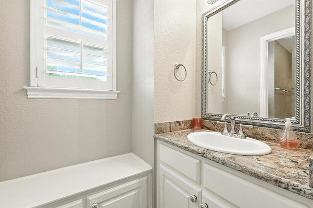 109 Visalia, Lane Denton, TX photo 27