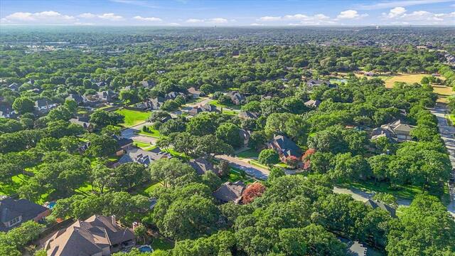 2806 Yorkshire, Lane Southlake, TX photo 16
