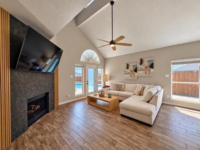 1402 Stone Canyon, Way Lewisville, TX photo 11