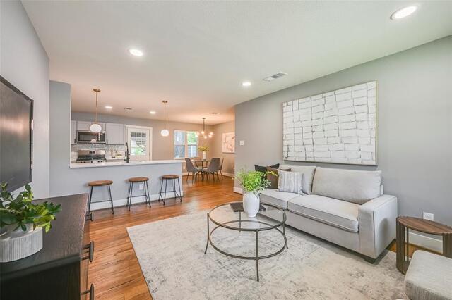 3130 Healey Drive, Dallas, TX image