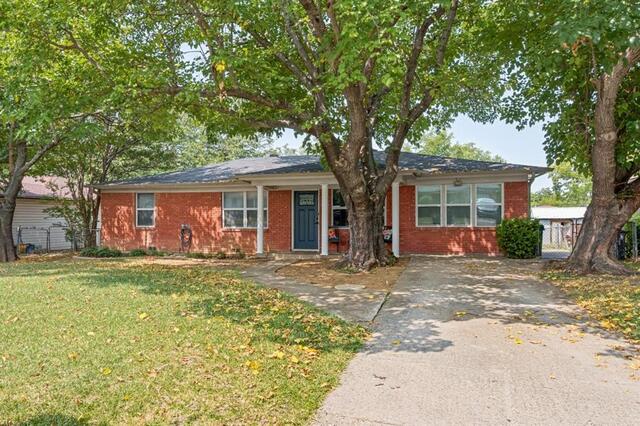 1009 Zelda Drive, Hurst, TX image