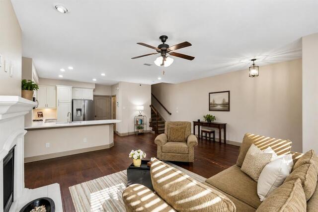 4237 Riverview, Drive Carrollton, TX photo 6