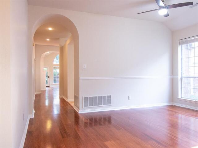 3916 Sharondale Drive, Flower Mound, TX photo 2