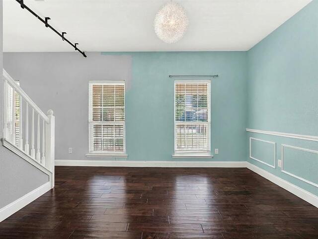 1315 Normandy, Lane Allen, TX photo 6
