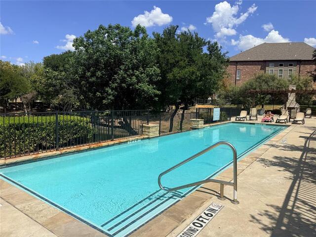 4429 Grady, Lane Carrollton, TX photo 27