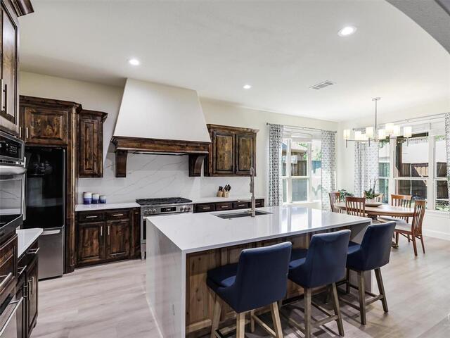 8841 Sutton, Drive Frisco, TX photo 10