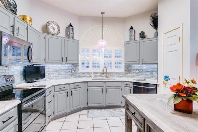 521 Millican, Drive Lewisville, TX photo 4