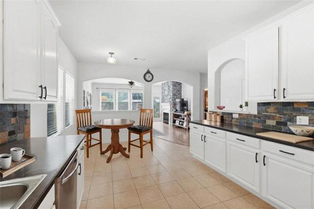 5016 Pebble, Beach Denton, TX photo 9