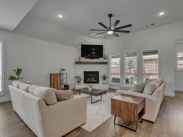 1041 Lone Grove, Lane Prosper, TX photo 9