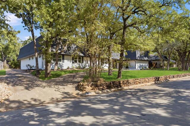 2221 Woodbrook, Street Denton, TX photo 40