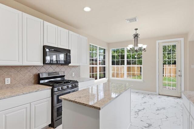 2621 Whispering Trail, Little Elm, TX photo 4