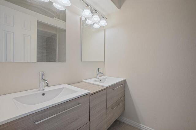 1404 Chesterfield, Drive Carrollton, TX photo 28