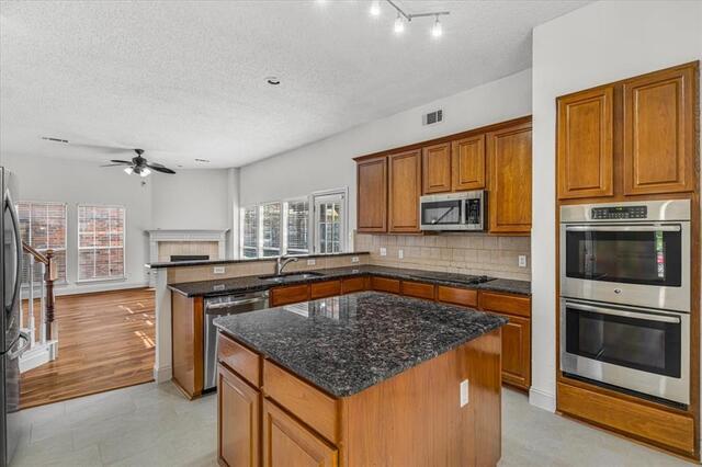 707 Cheshire, Drive Coppell, TX photo 9