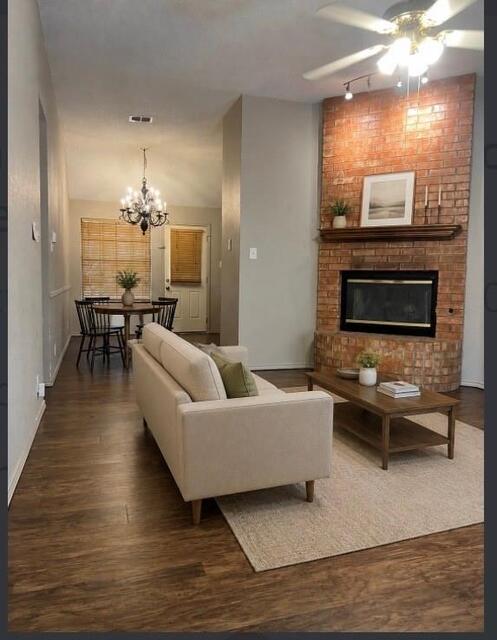 1109 Brittany, Drive Denton, TX photo 3