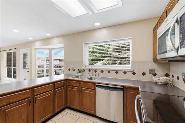 1636 Fuqua Drive, Flower Mound, TX photo 12