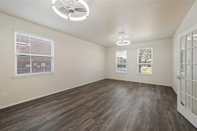 1905 Peppertree Drive, Little Elm, TX photo 4