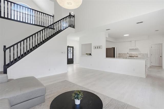 1415 Sutton, Drive Carrollton, TX photo 8