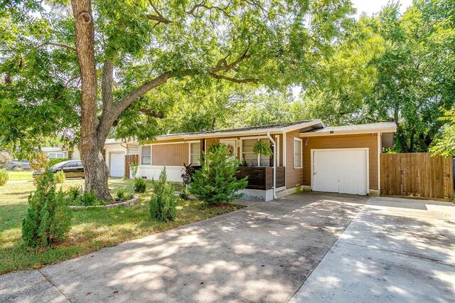 702 Lombardy Lane, Arlington, TX image