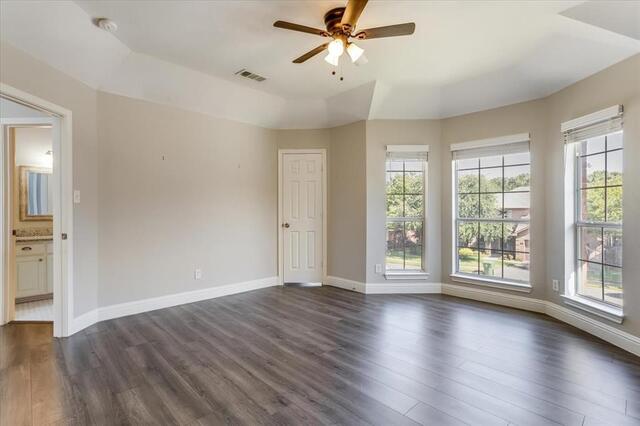 908 Dallas, Lane Lewisville, TX photo 31