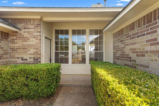 419 Strata, Drive Denton, TX photo 4