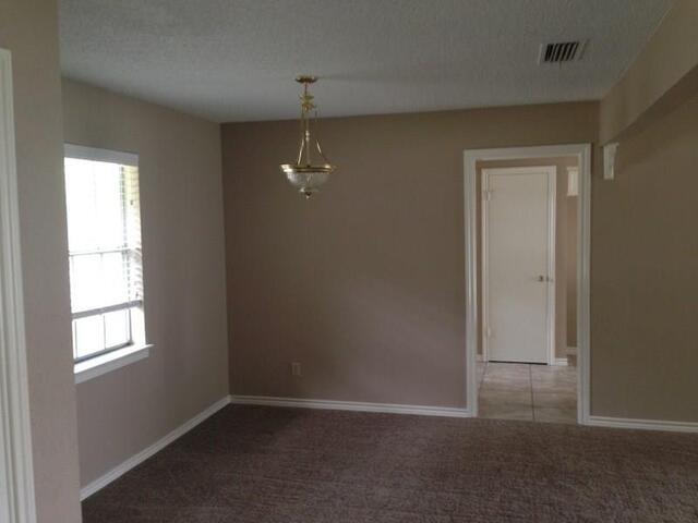 1608 Glenhill, Lane Lewisville, TX photo 2