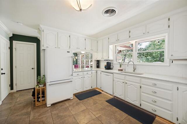 1403 Greenwood, Drive Denton, TX photo 10