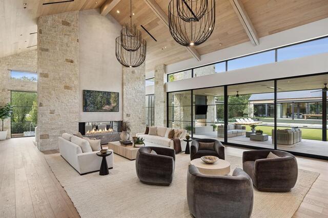 1525 Meandering Way, Drive Westlake, TX photo 6