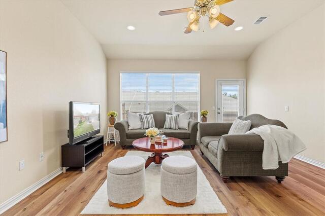 2821 Fordham, Road Plano, TX photo 5