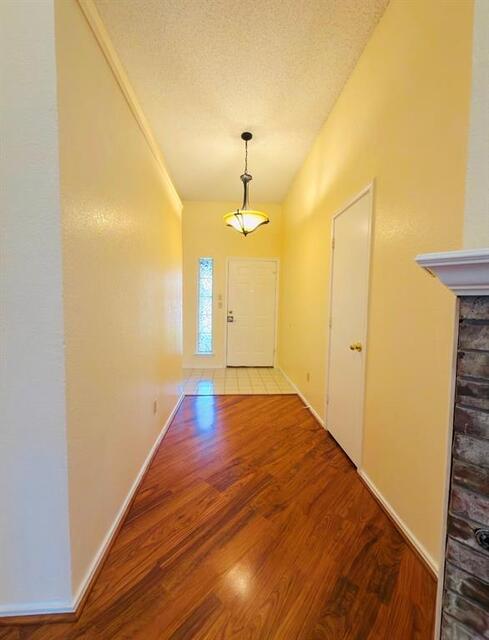 2077 Sundance, Court Lewisville, TX photo 2
