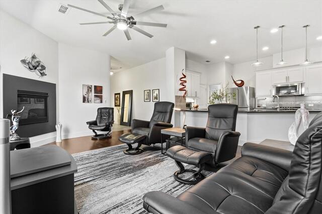 2909 Siena, Drive Denton, TX photo 14
