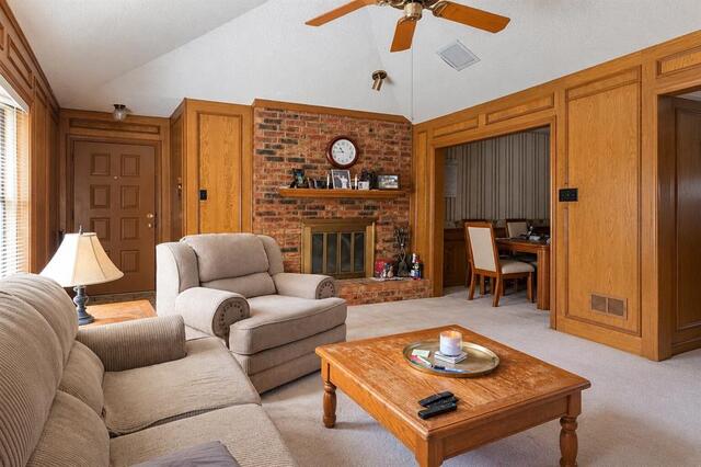 2023 Lorient, Drive Carrollton, TX photo 5
