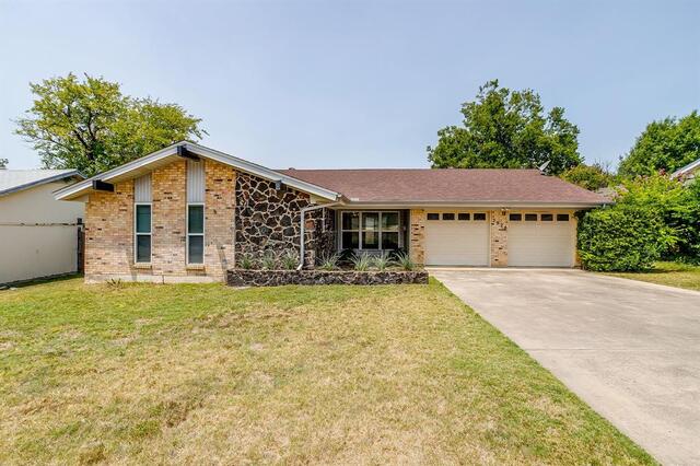2928 Laredo Drive, Fort Worth, TX image
